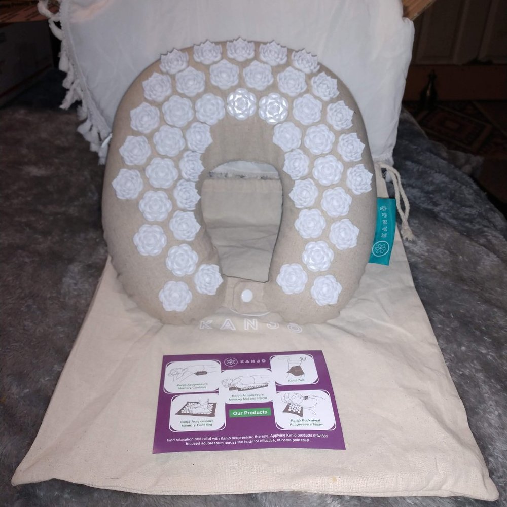 Kanjo Memory Acupuncutre Pillow